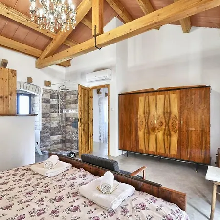 House Micini 别墅 Svetvinčenat